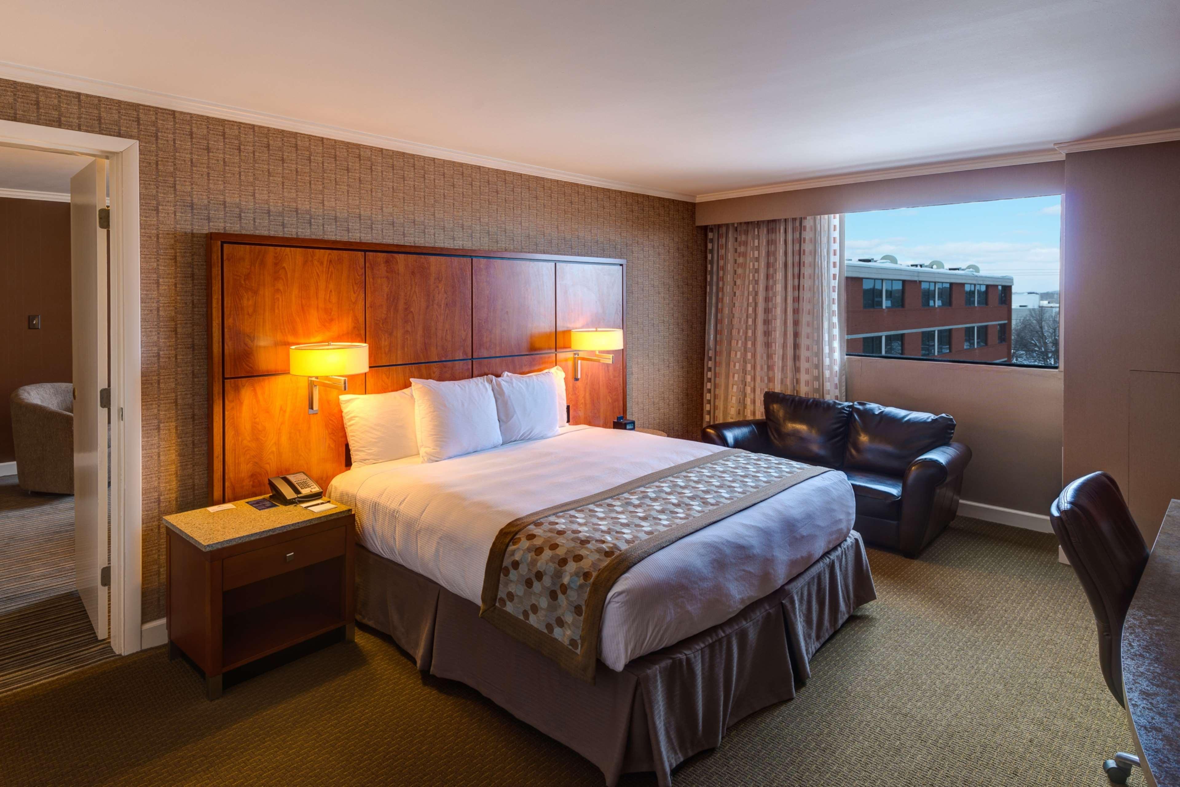 Doubletree By Hilton Akron Фейрлон Екстер'єр фото