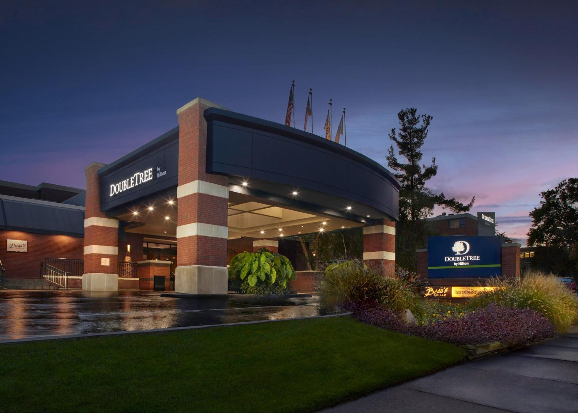 Doubletree By Hilton Akron Фейрлон Екстер'єр фото