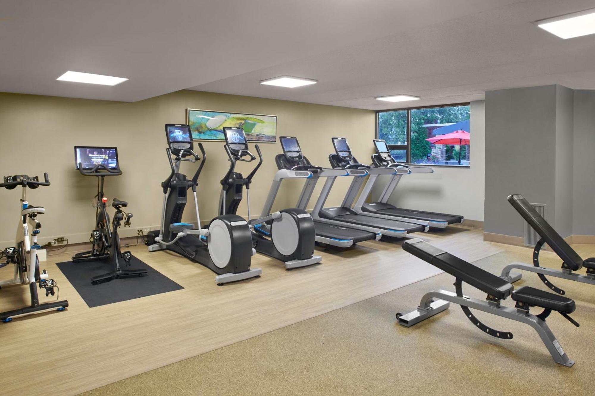Doubletree By Hilton Akron Фейрлон Екстер'єр фото