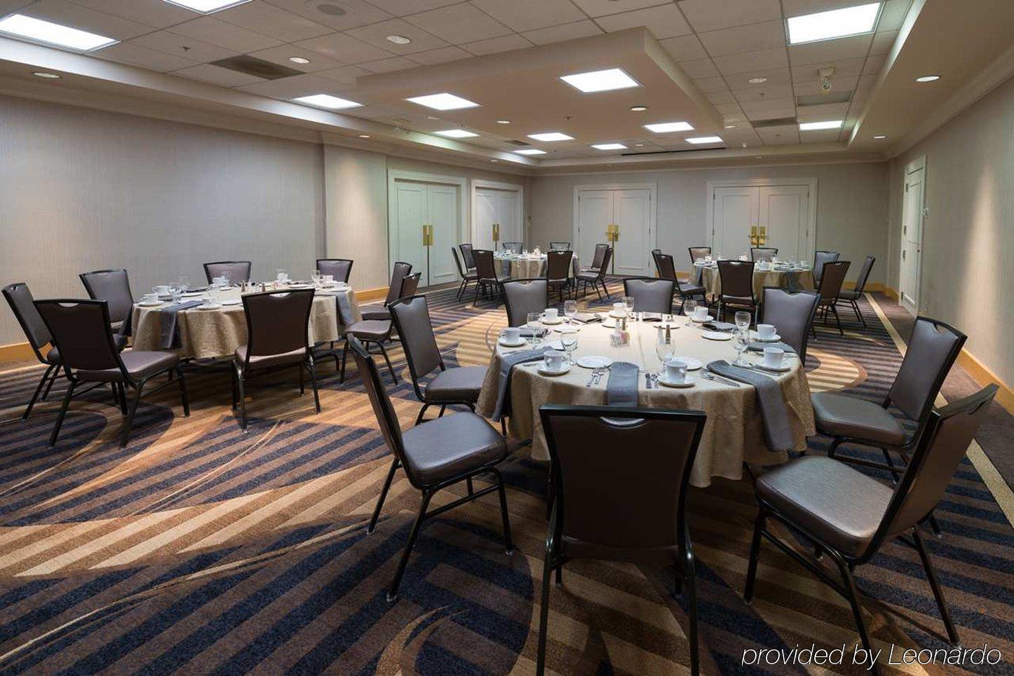 Doubletree By Hilton Akron Фейрлон Екстер'єр фото