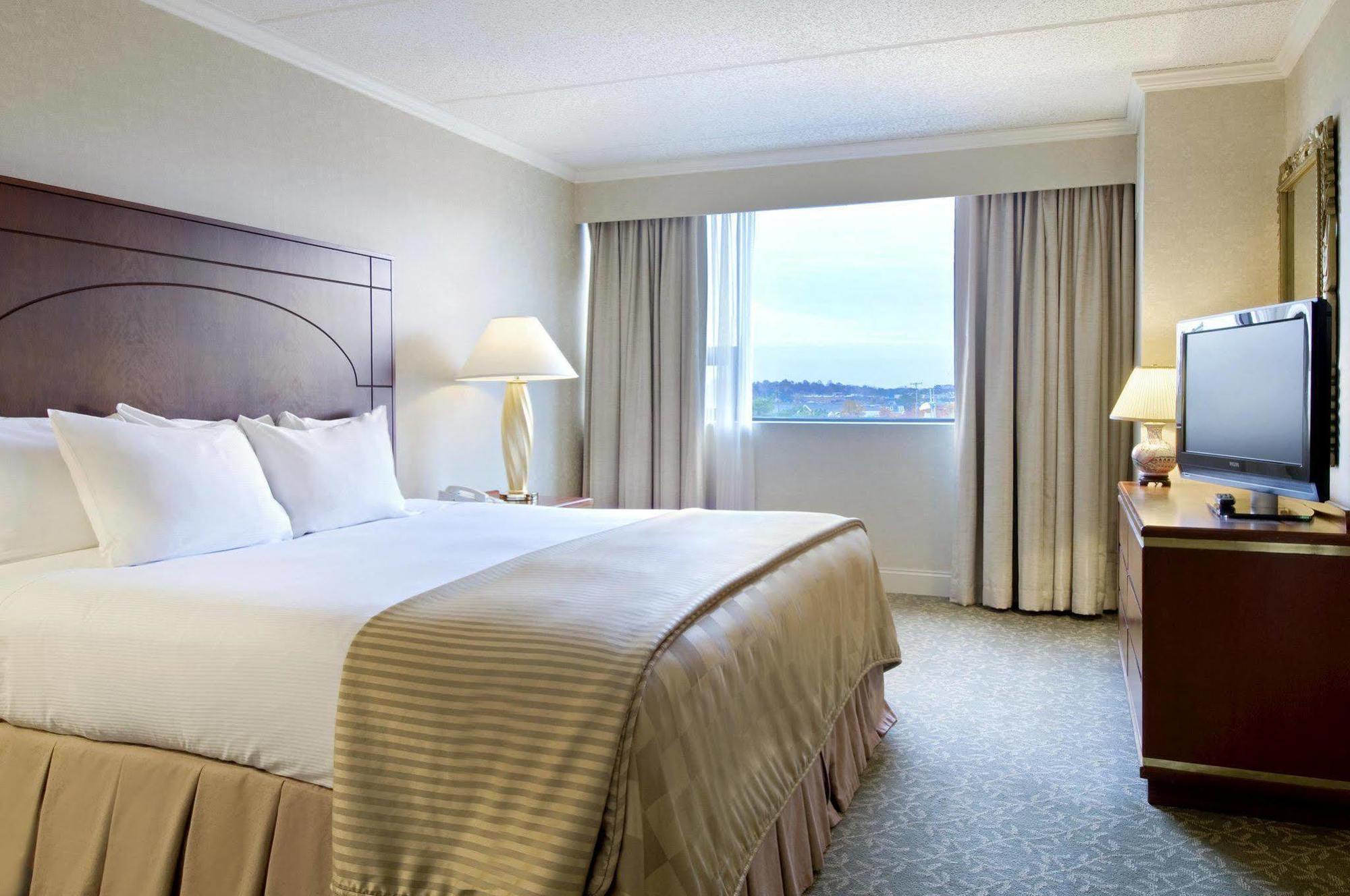 Doubletree By Hilton Akron Фейрлон Номер фото